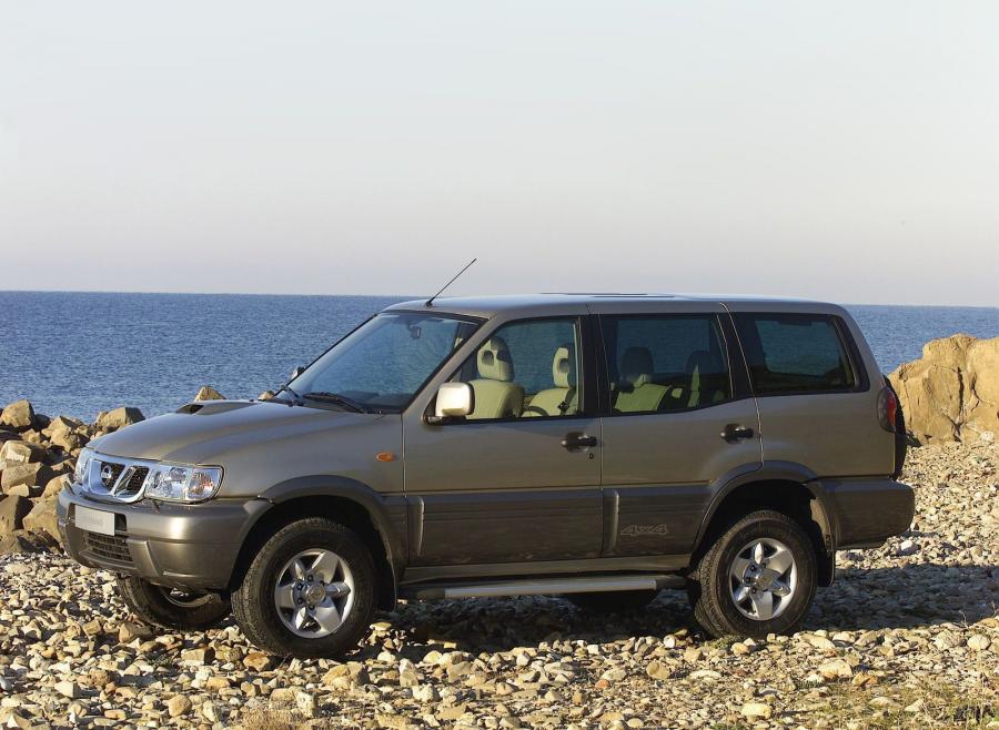  Nissan Terrano II 5-Door 1999 года  (фото 3 из 16)
